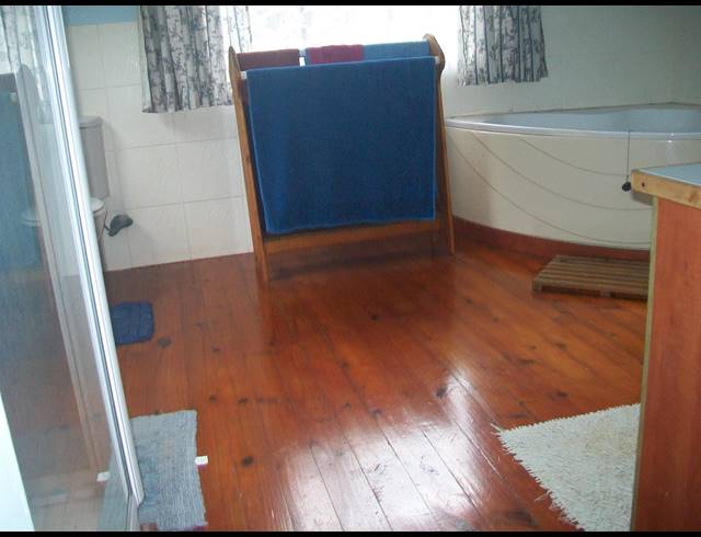3 BEDROOM FREESTANDING FOR SALE IN PALM BEACH